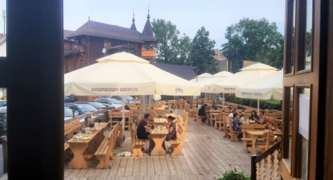 Restauracja Kasprowy Wierch Zakopane - ogródek.